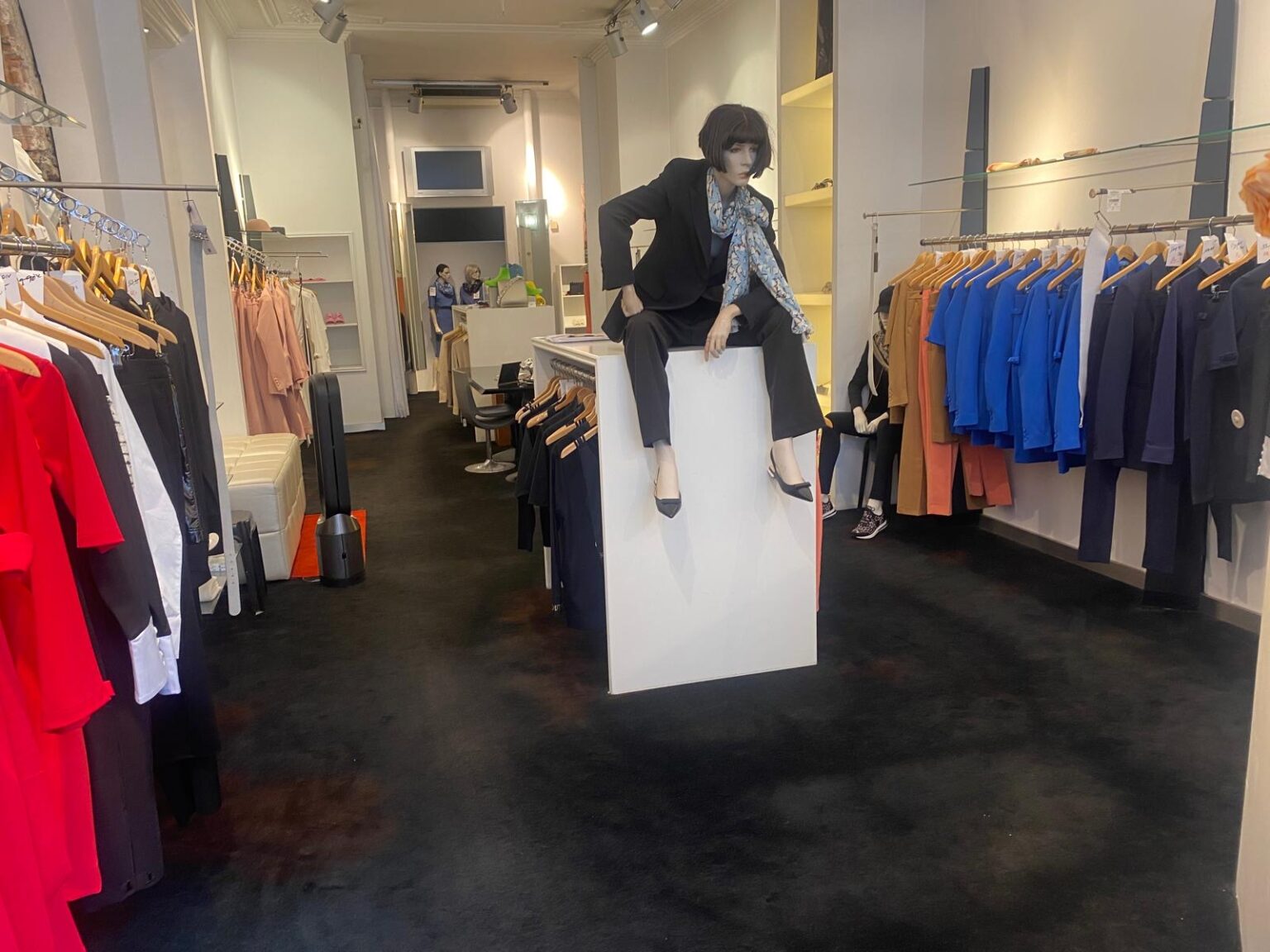 Kine mode brielle Laboutiek